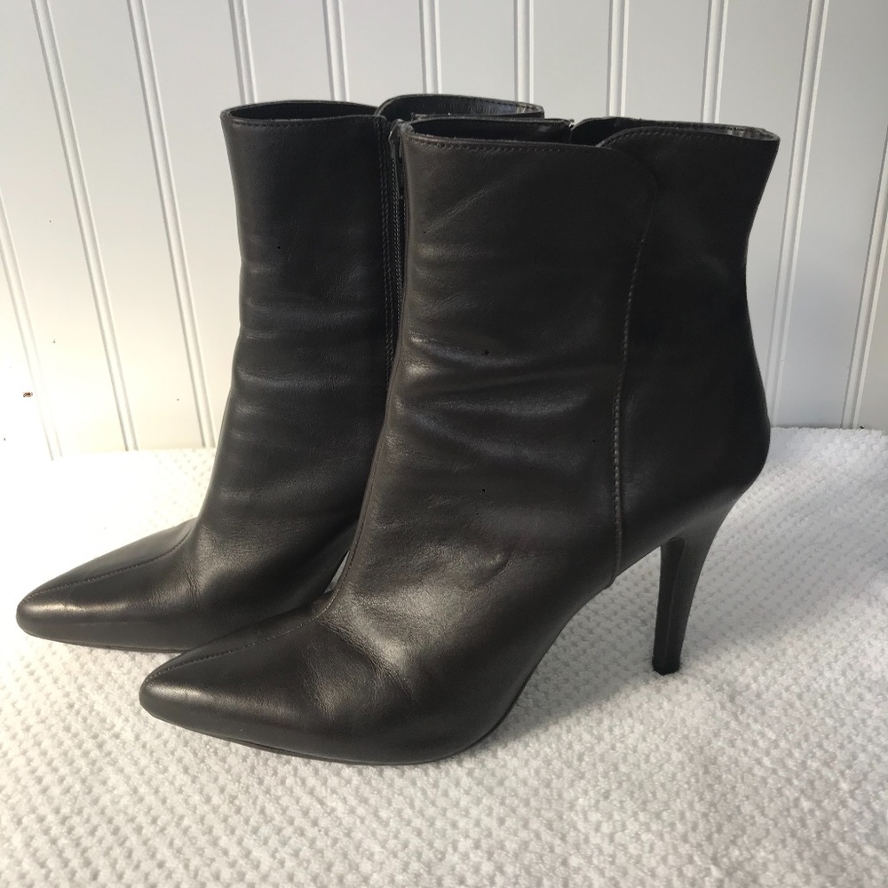 Nine West Dark Brown Leather Spike High Heel Ankle Boots Booties 9M